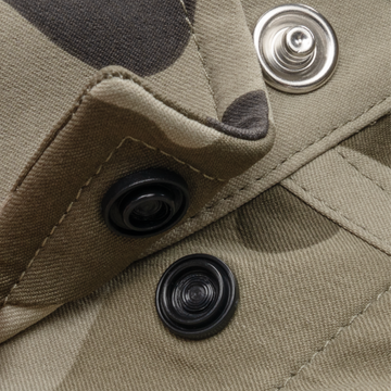 Closeup of collar snaps on collar of shirt