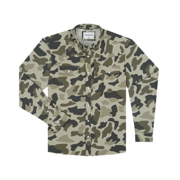 The Entre Rio camo shirt with long sleeves and buttoned chest pockets