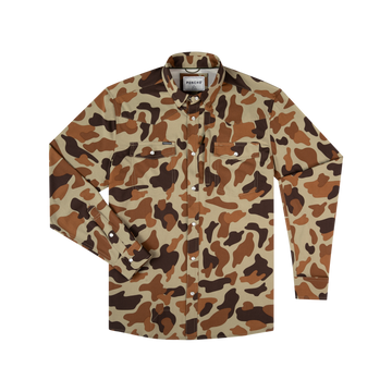 The White Wing camo outdoor shirt with long sleeves and buttoned pockets